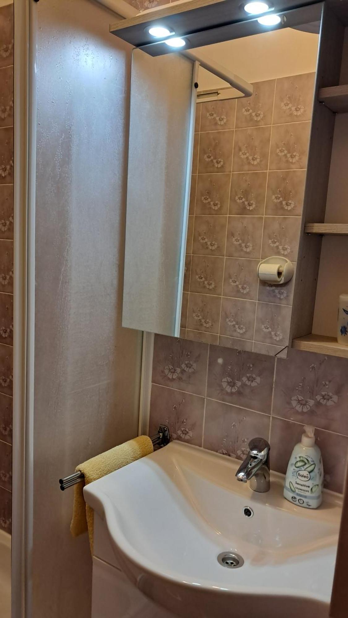 Apartmani Krunic Barbat na Rabu Exteriör bild
